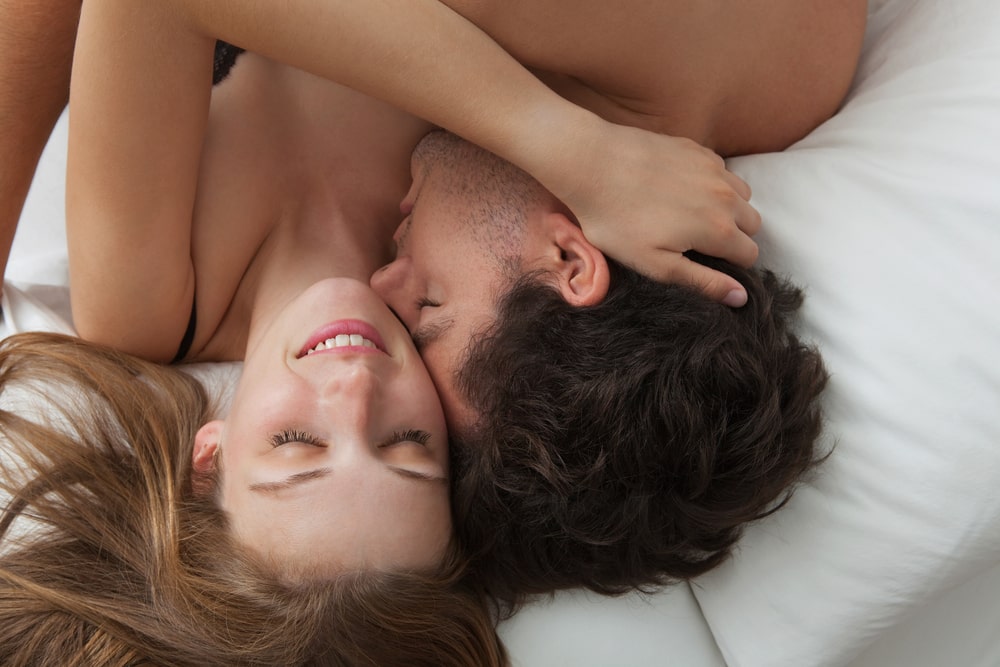 Quelques astuces pour agrémenter la sexualité au sein du couple-min